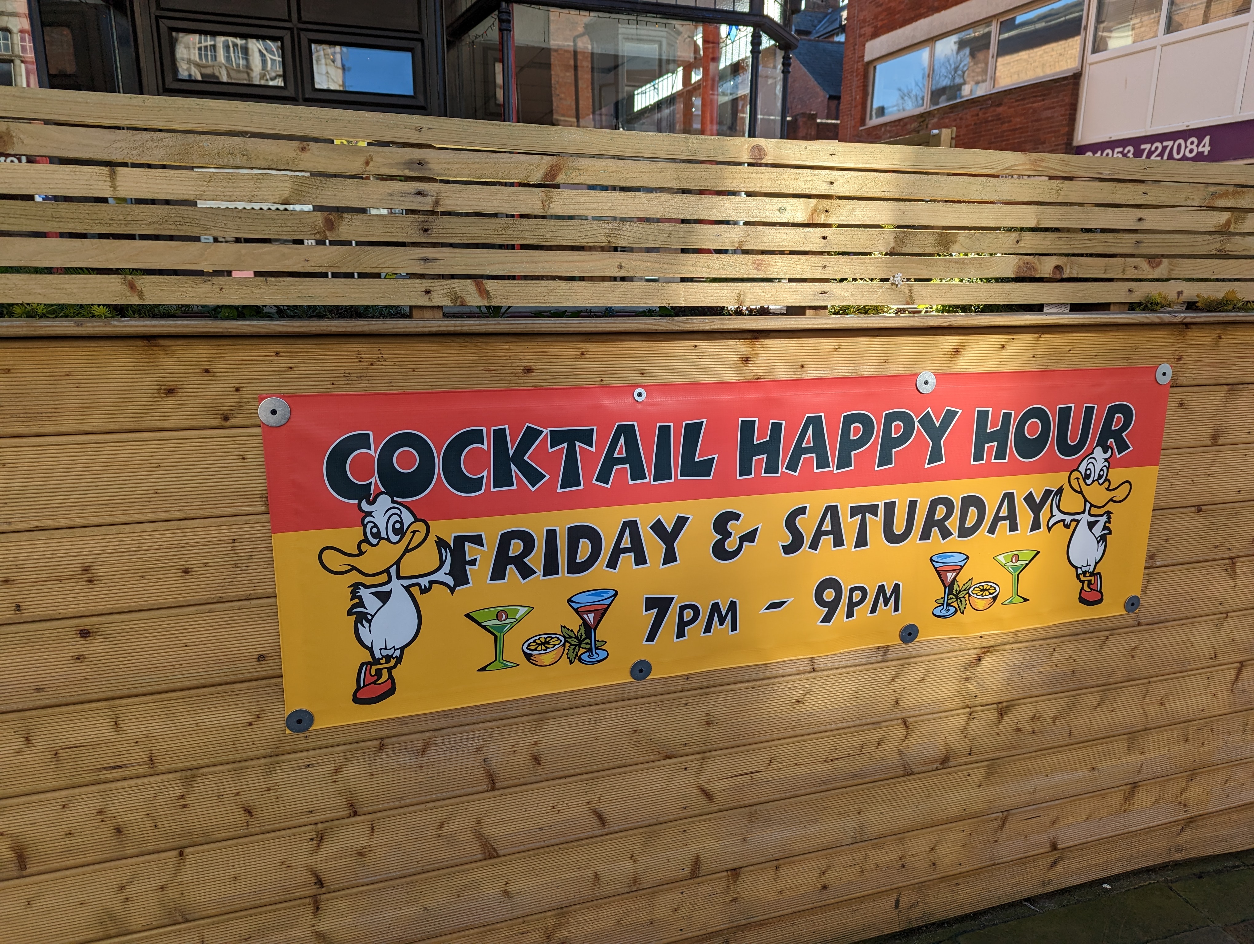 Coctail happy hours Friday and Saturday from 7pm-9pm
